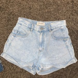 pacsun mom shorts!